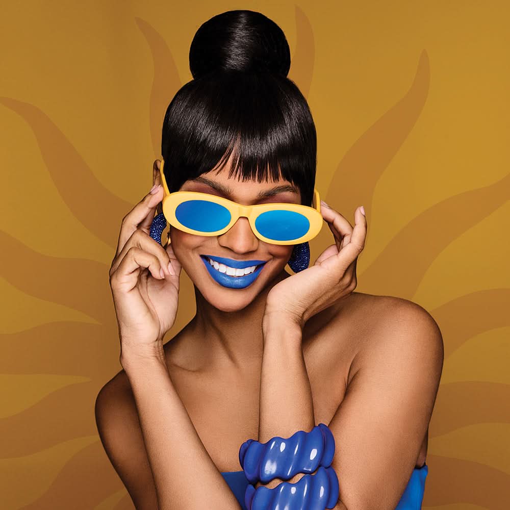 Sleek Style Bun And Bang by Kim Kimble
