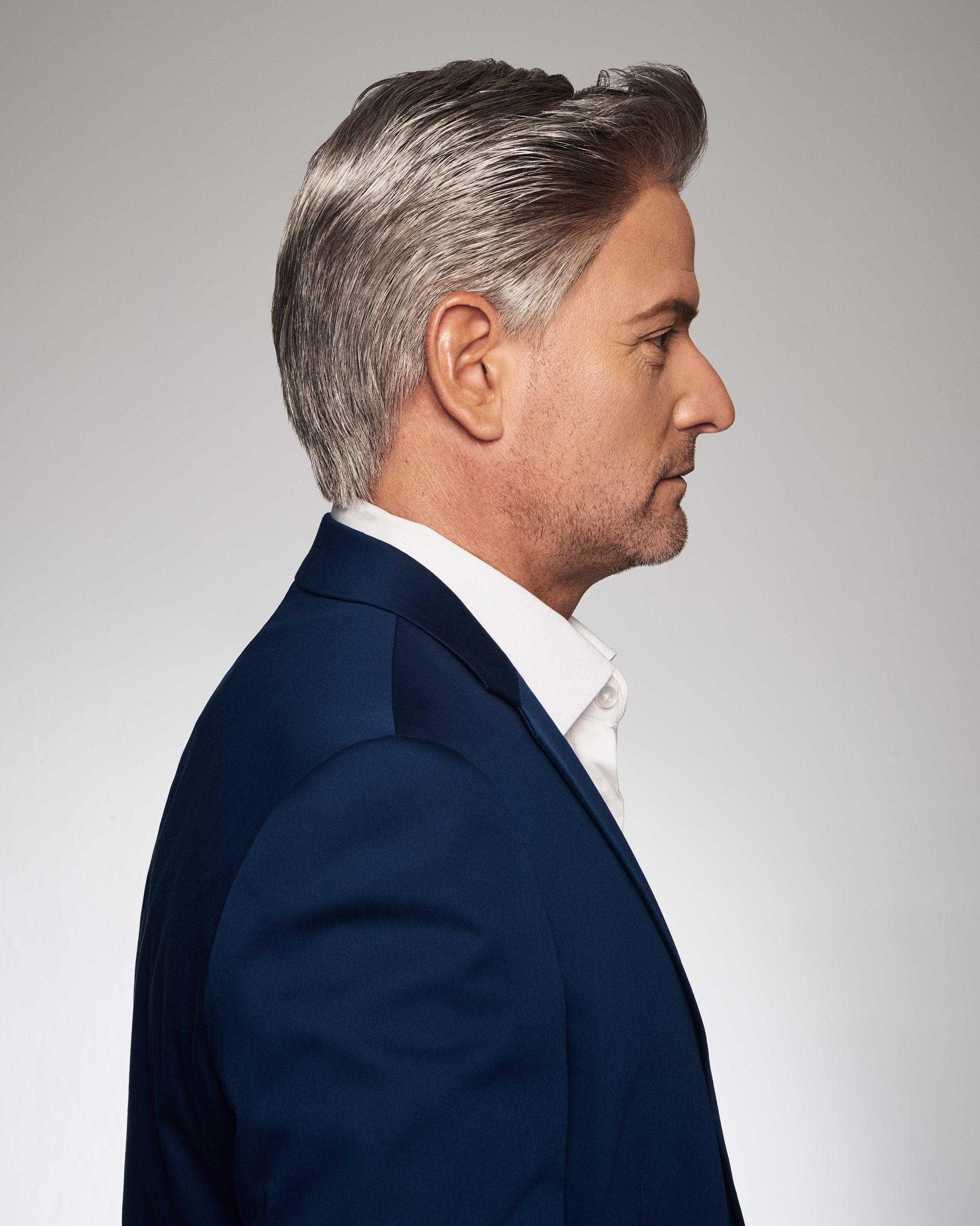 Distinguished - Ultimate Looks