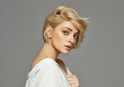 What Is A Capless Wig? 8 Things You Need To Know - Ultimate Looks