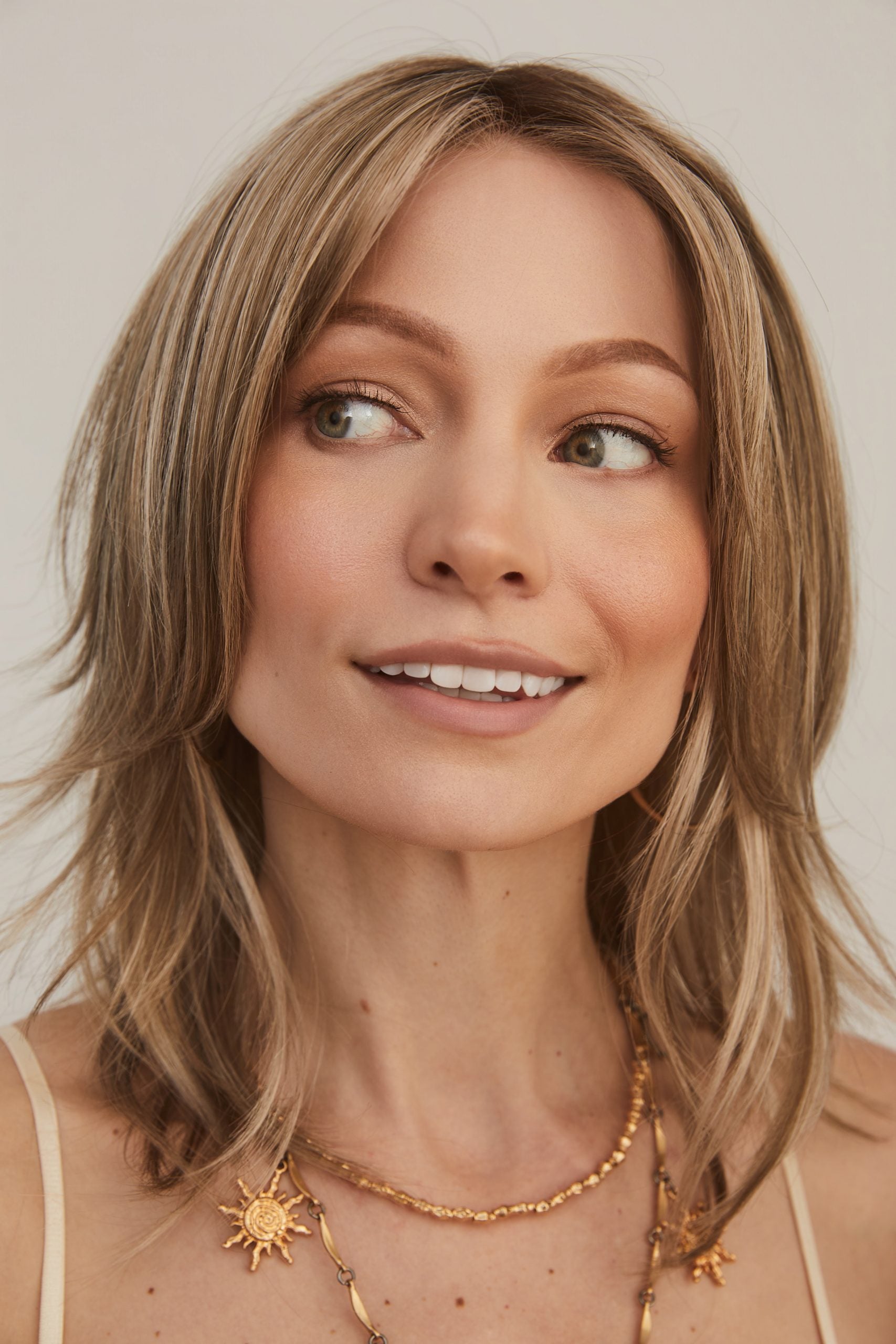Alicia Wig by Rene of Paris | Synthetic (Lace Front)