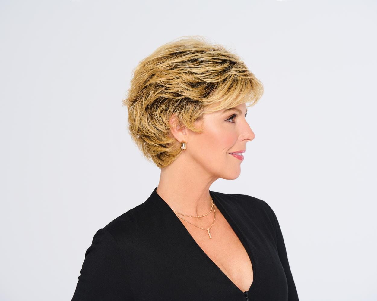 Swept Back Short Cut Wig by Hairdo | Synthetic Hair